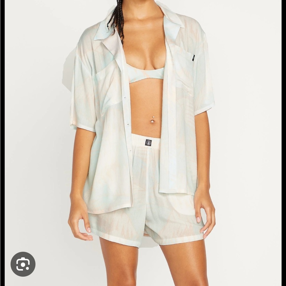 Volcom vacation set